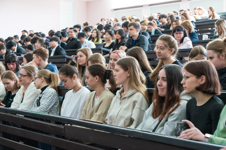 Сергей Кравцов рассказал о ценностной основе построения единого образовательного пространства на форуме в МПГУ.